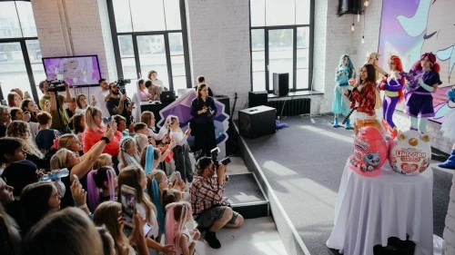 В Москве отпраздновали День дружбы с Миланой Хаметовой и «Шушумагией»